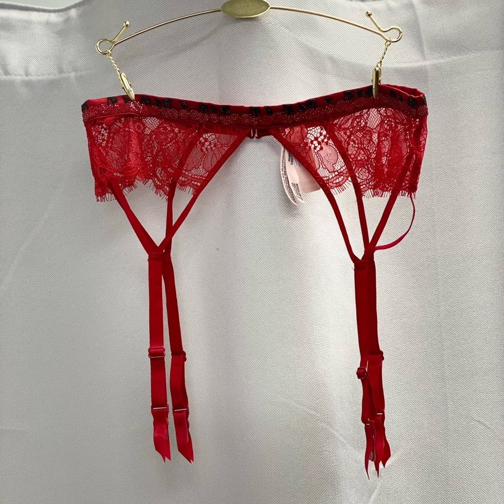 Victoria's Secret Red Lace Garter Belt
